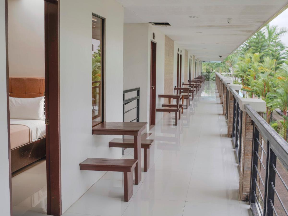 Marzon Hotel Kalibo Exterior photo
